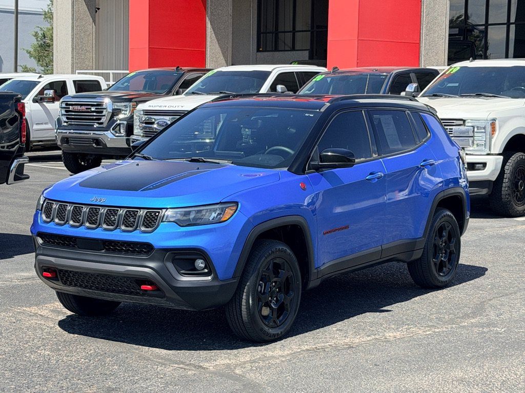 Used 2023 Jeep Compass Trailhawk AWD/4WD image 29