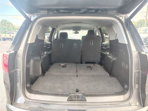 Used 2018 GMC Acadia SLE w/ Driver Alert Package I image 13