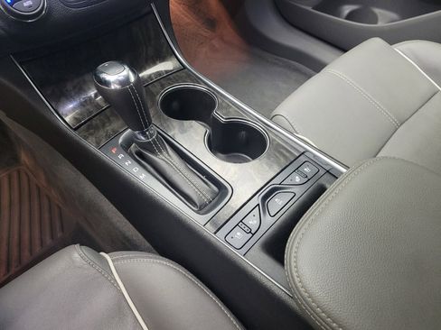 Used 2015 Chevrolet Impala LTZ FWD image 26