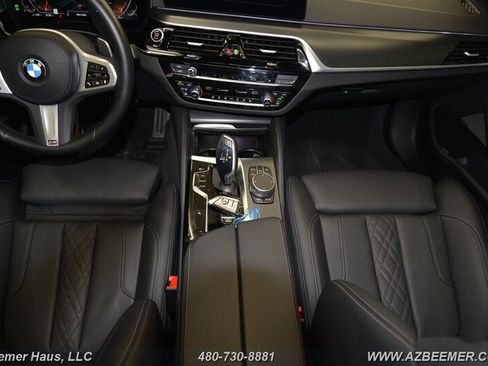 Used 2023 BMW 530i w/ M Sport Package image 25