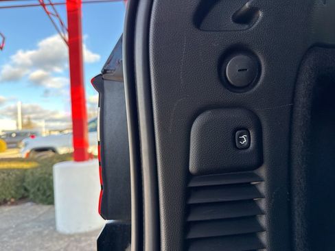 Certified 2024 Dodge Durango GT image 27