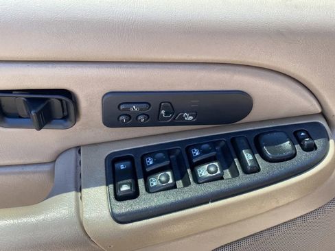 Used 2004 Chevrolet Silverado 2500 LT RWD image 20