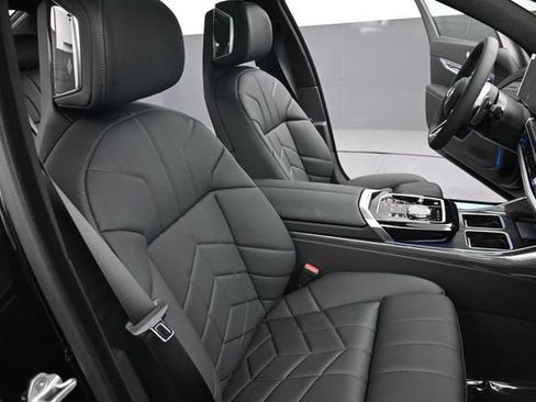 New 2026 BMW 760i xDrive w/ Executive Package AWD/4WD image 28