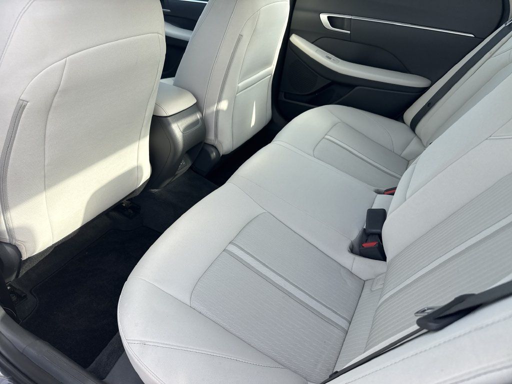 Certified 2025 Hyundai Sonata SEL FWD image 29
