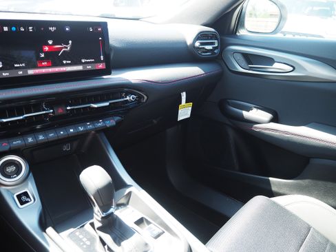 New 2025 Dodge Hornet GT image 18