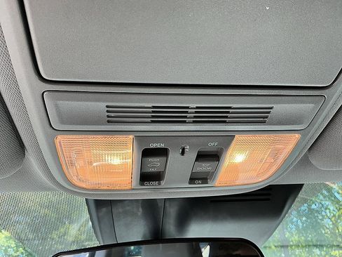 Used 2022 Honda CR-V EX image 20