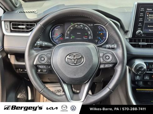 Used 2020 Toyota RAV4 XSE AWD/4WD image 15