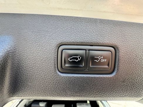 Used 2024 Kia Carnival SX Prestige FWD image 32
