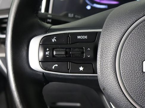 Used 2024 Kia Sportage EX image 38