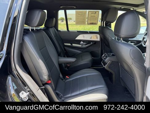 Used 2024 Mercedes-Benz GLS 450 4MATIC image 33