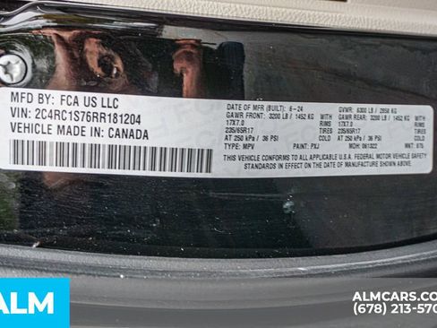 Used 2024 Chrysler Pacifica Select image 60