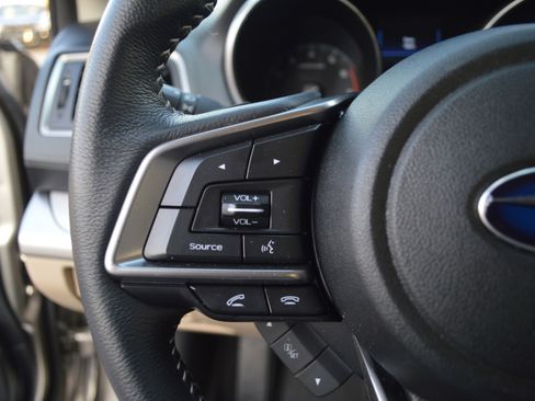 Used 2018 Subaru Outback 2.5i Premium image 14