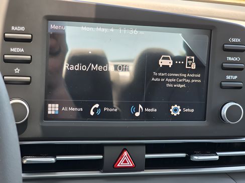 New 2026 Hyundai Elantra SE FWD image 19