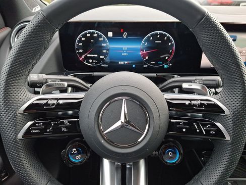 Certified 2025 Mercedes-Benz GLA 35 AMG 4MATIC image 19
