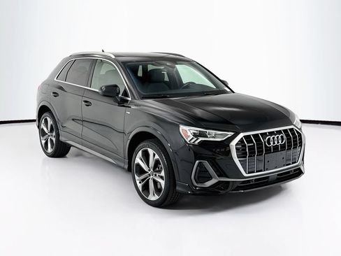 Used 2021 Audi Q3 2.0T Premium Plus w/ Premium Plus Package AWD/4WD image 3