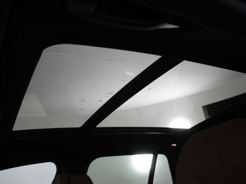 Used 2026 BMW X5 xDrive40i w/ M Sport Package image 14