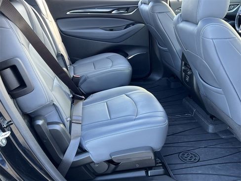 Used 2024 Buick Enclave Essence w/ Sport Touring Edition image 25