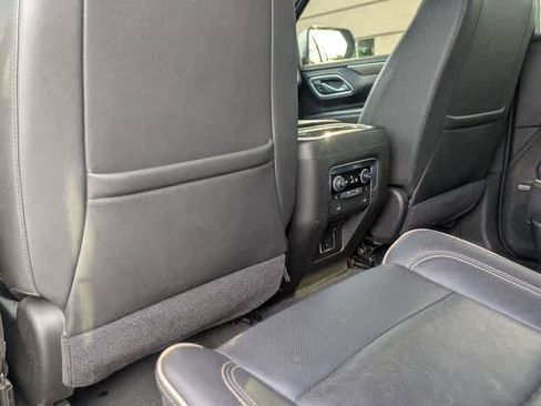 Used 2021 Chevrolet Tahoe Premier AWD/4WD image 16