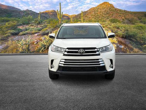 Used 2019 Toyota Highlander Limited image 5