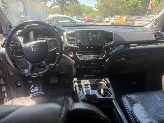 Used 2019 Honda Pilot Elite image 16