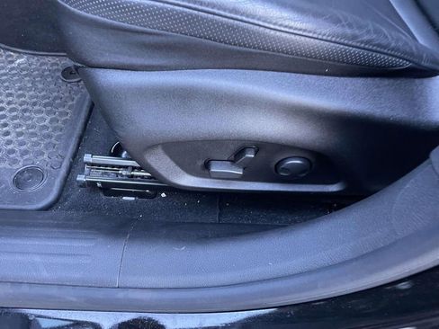 Used 2022 Jeep Renegade Limited w/ Sun, Sound & Wheels Group image 29