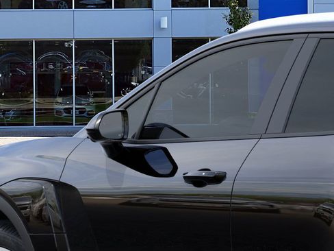 New 2025 Chevrolet Blazer EV LT image 12