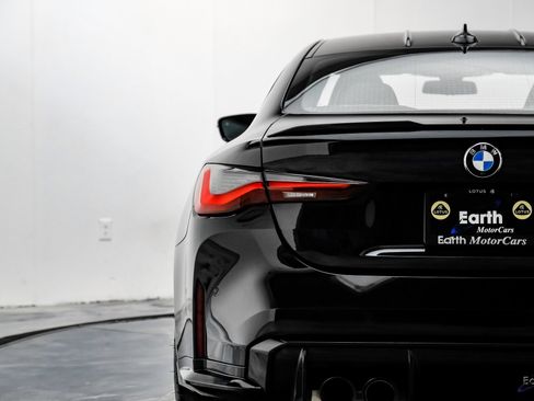 Used 2021 BMW M4 Coupe w/ Executive Package image 11