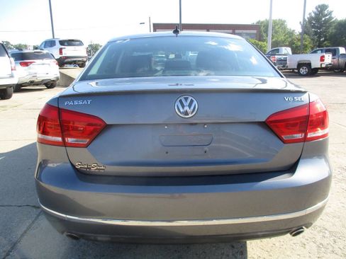 Used 2014 Volkswagen Passat 3.6 SEL Premium image 6