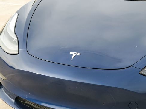 Used 2022 Tesla Model 3 Long Range AWD/4WD image 50