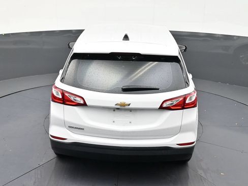 Used 2020 Chevrolet Equinox LS FWD image 12