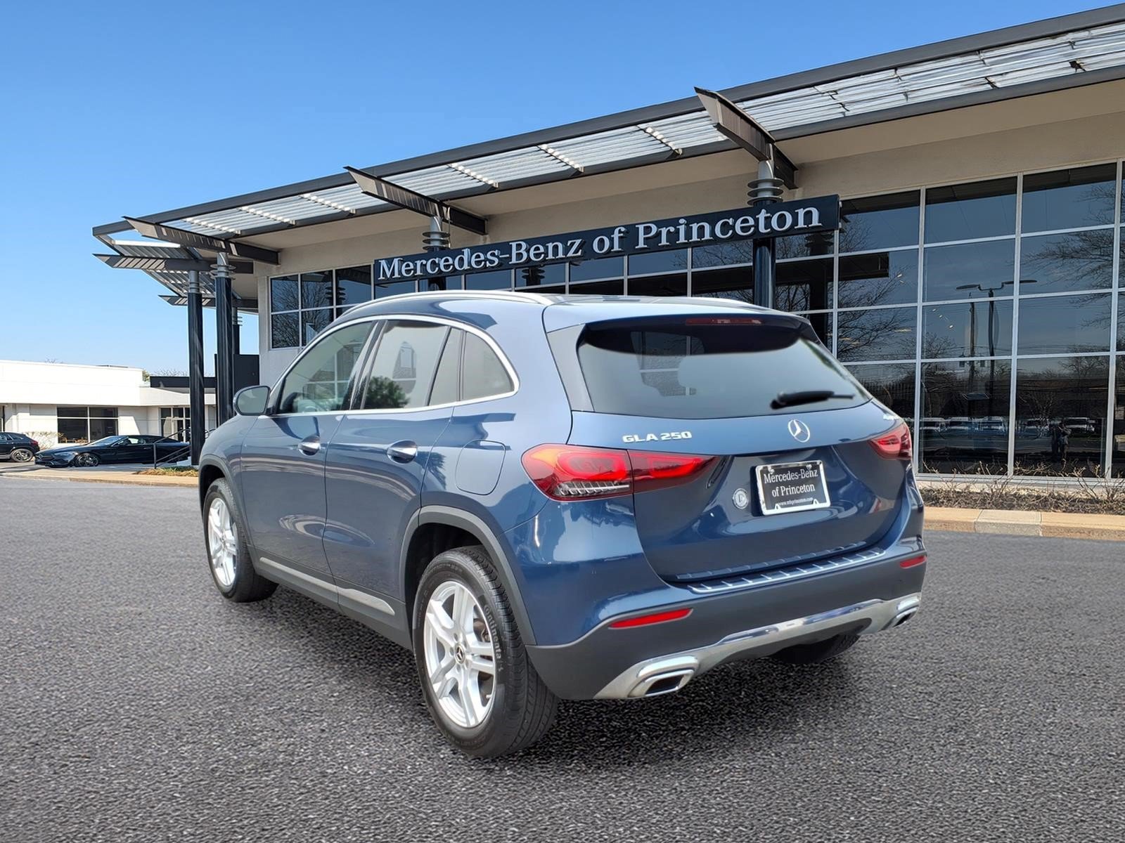 Certified 2023 Mercedes-Benz GLA 250 4MATIC image 5