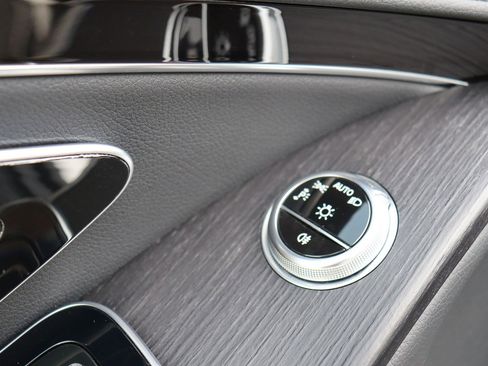 Used 2023 Mercedes-Benz S 500 4MATIC image 26