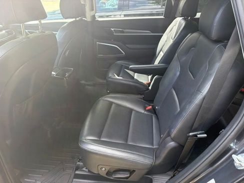 Used 2022 Kia Telluride S AWD/4WD image 19