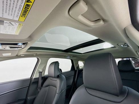 Used 2025 Kia Sportage EX w/ EX Premium Package image 22