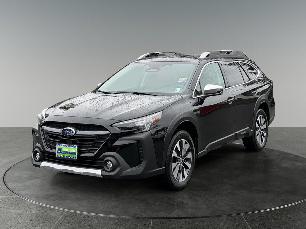 Used 2023 Subaru Outback Touring AWD/4WD image 4
