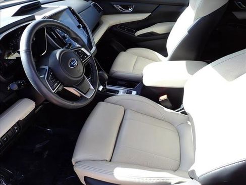 Used 2023 Subaru Ascent Limited w/ Technology Package image 13