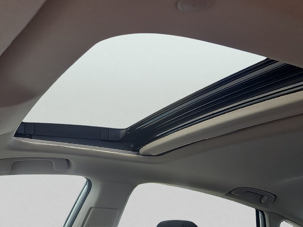 Certified 2023 Honda Accord EX image 15