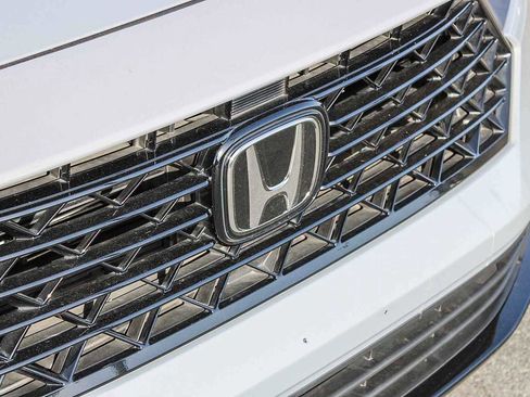 Used 2025 Honda Accord Sport image 5