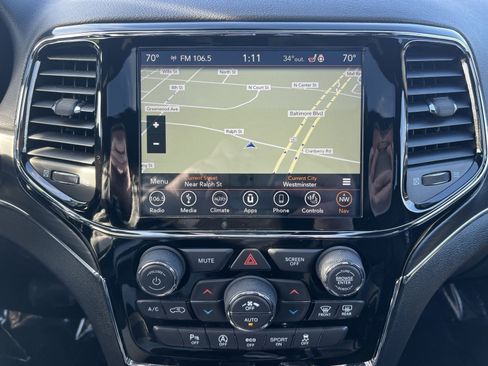 Used 2019 Jeep Grand Cherokee Limited image 20