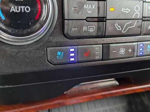 Used 2020 Ford F250 King Ranch w/ King Ranch Ultimate Package AWD/4WD image 24