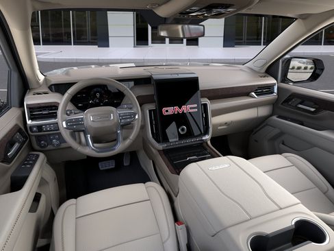 New 2026 GMC Yukon Denali w/ Sun & Power Step Package RWD image 15