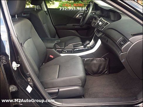 Used 2015 Honda Accord LX image 14