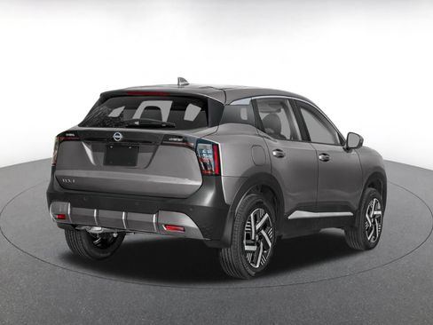 Used 2026 Nissan Kicks SV w/ Cold Weather Package AWD/4WD image 2