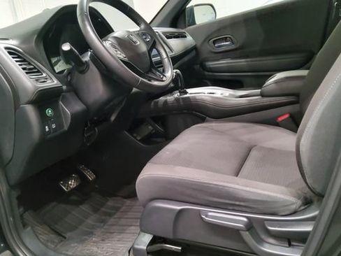 Used 2021 Honda HR-V Sport image 41