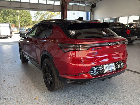 New 2026 Chevrolet Equinox EV RS image 4