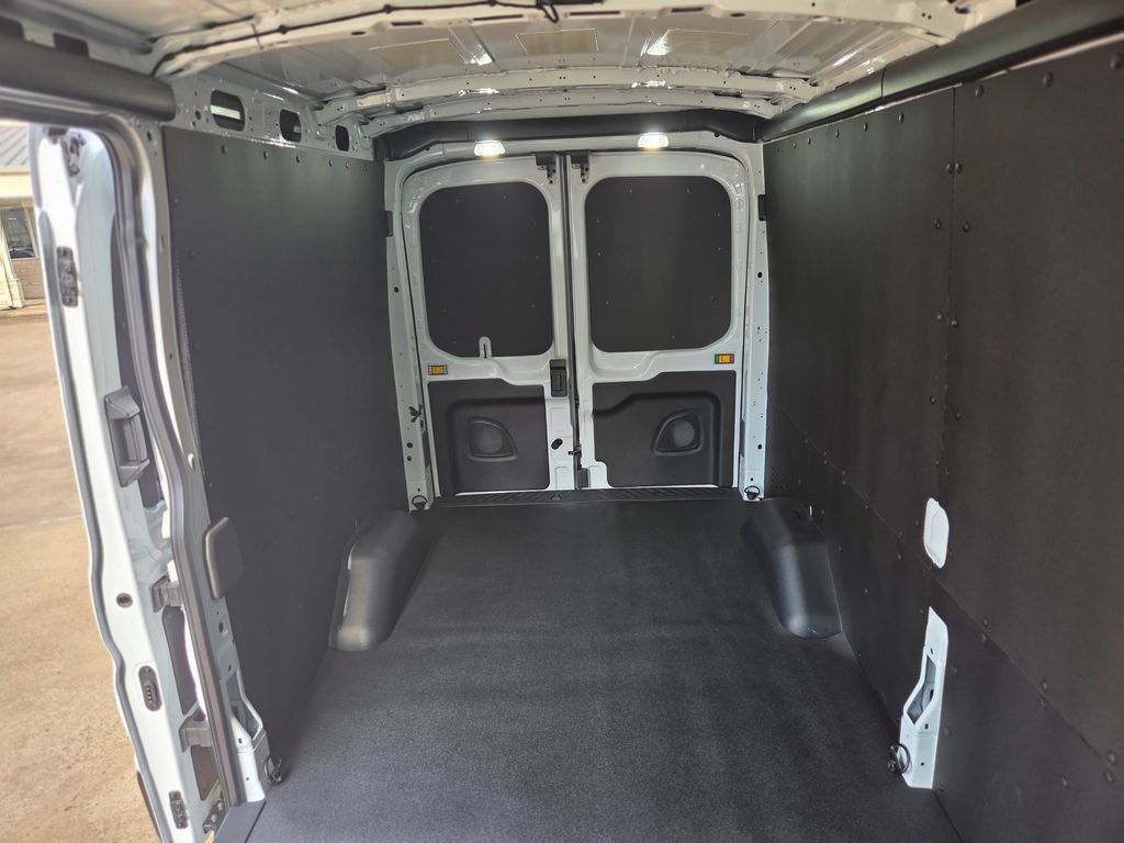 New 2026 Ford Transit 250 148 Medium Roof w/ Load Area Protection Package RWD image 12