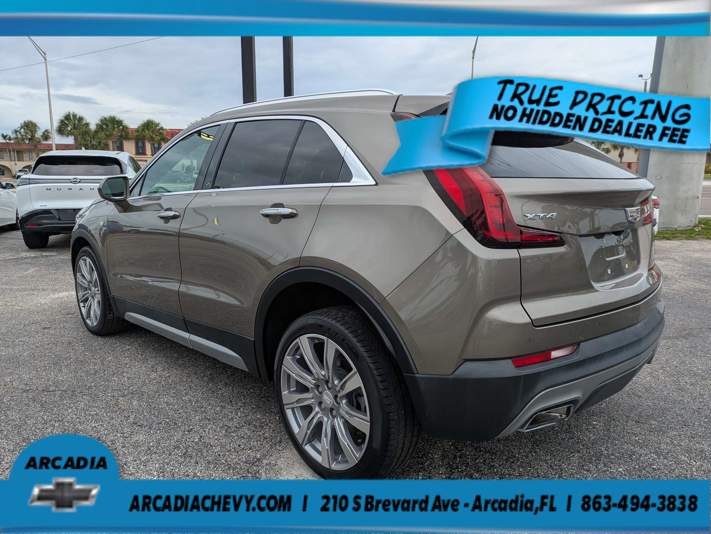 Used 2020 Cadillac XT4 Premium Luxury w/ Driver Assist Package FWD image 6