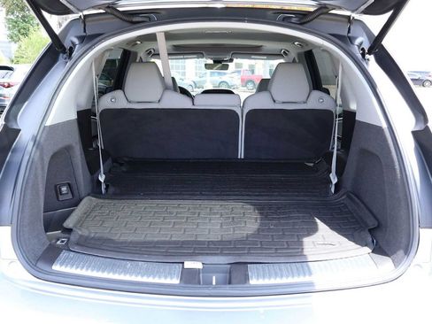 Used 2017 Acura MDX w/ Technology Package AWD/4WD image 19