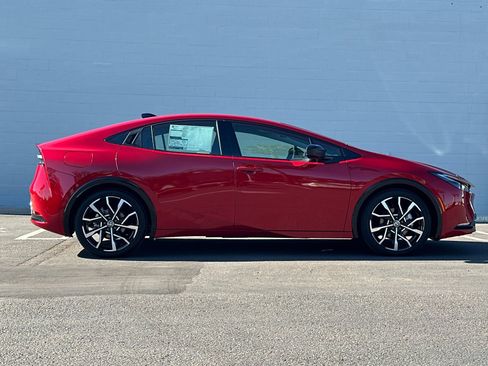 New 2026 Toyota Prius Plug-In Hybrid image 6