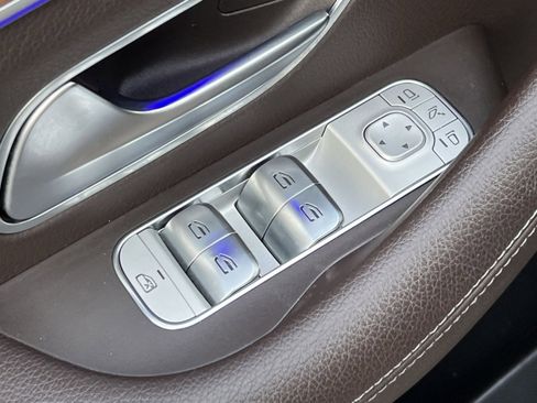 Certified 2023 Mercedes-Benz GLS 450 4MATIC image 13